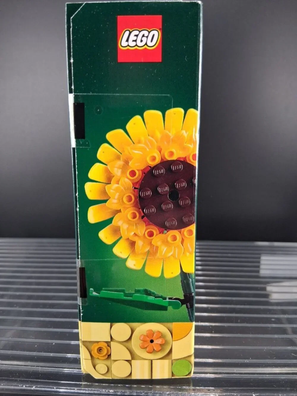 LEGO Botanicals Sunflowers Building Set 40524 191 Pieces Age 8+